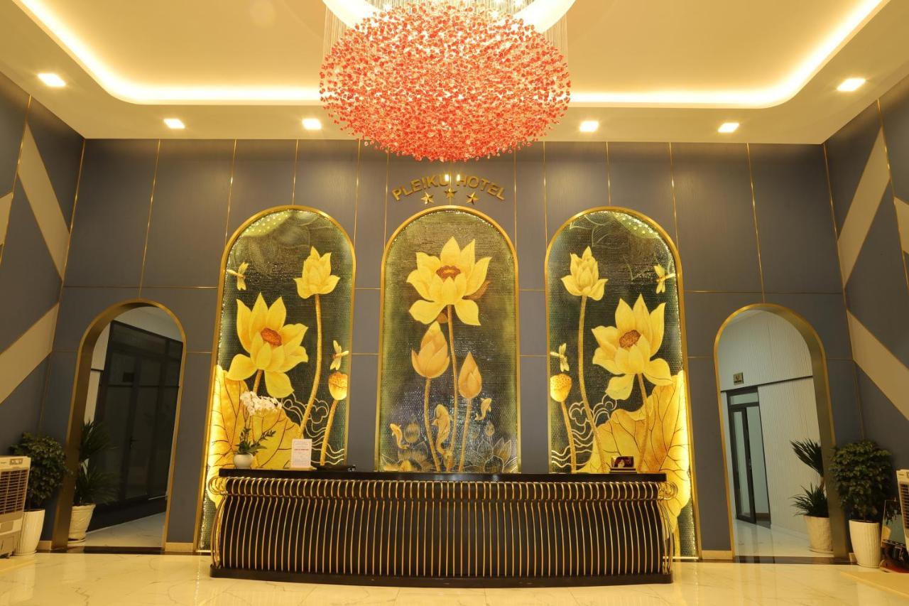 Pleiku Hotel Luaran gambar