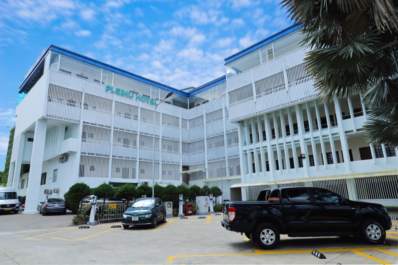 Pleiku Hotel Luaran gambar
