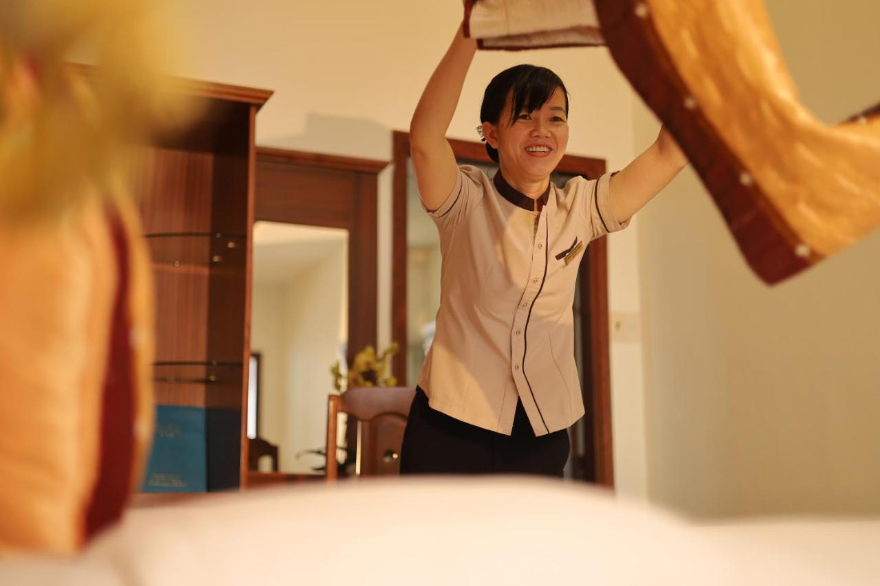Pleiku Hotel Luaran gambar