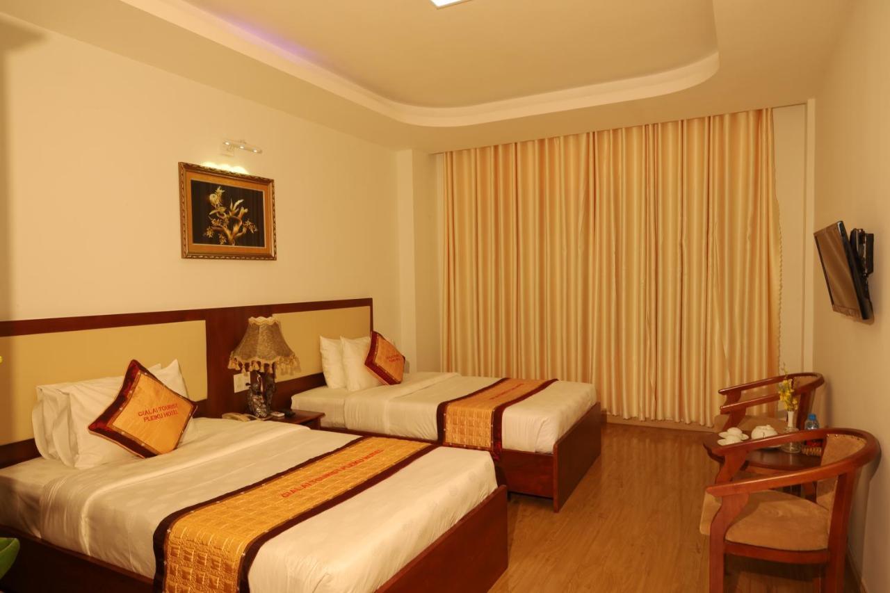 Pleiku Hotel Luaran gambar