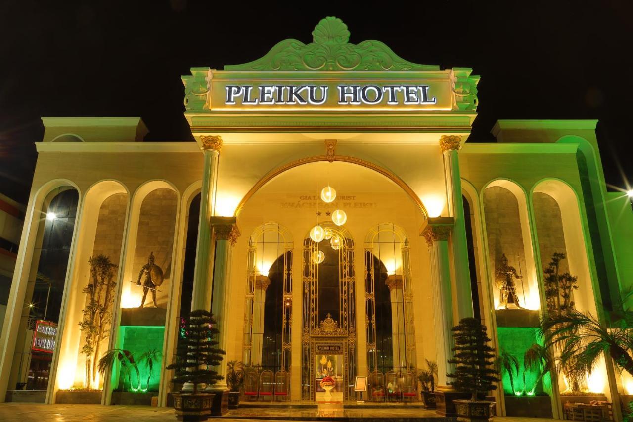 Pleiku Hotel Luaran gambar