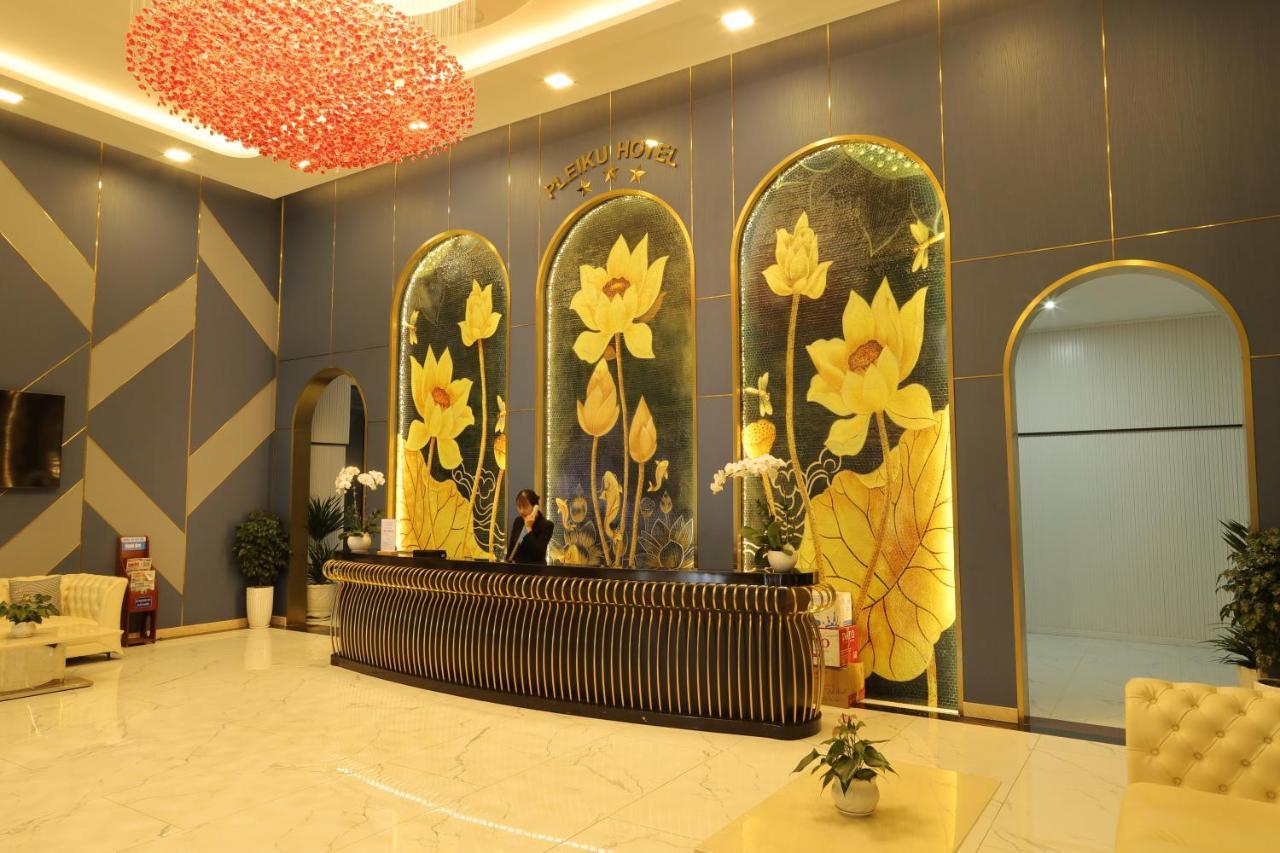 Pleiku Hotel Luaran gambar