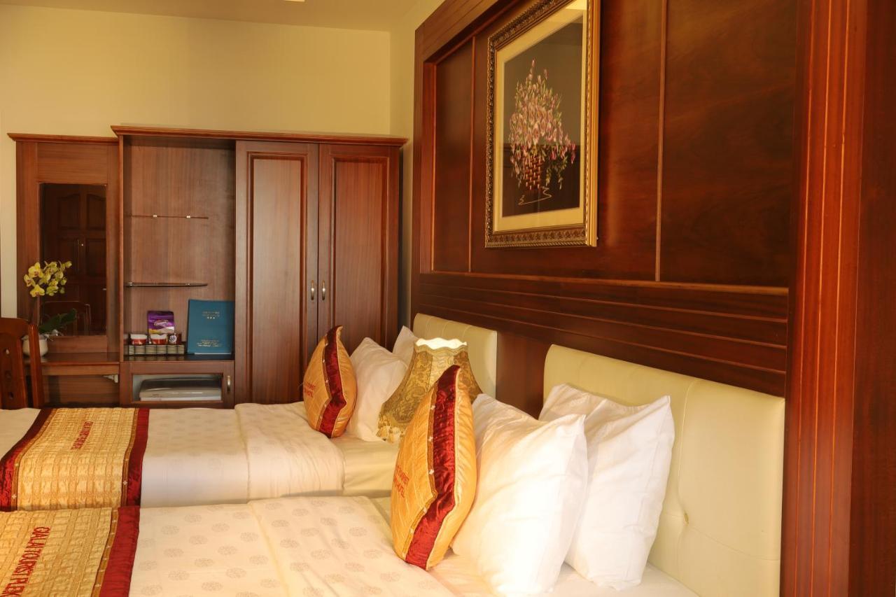 Pleiku Hotel Luaran gambar
