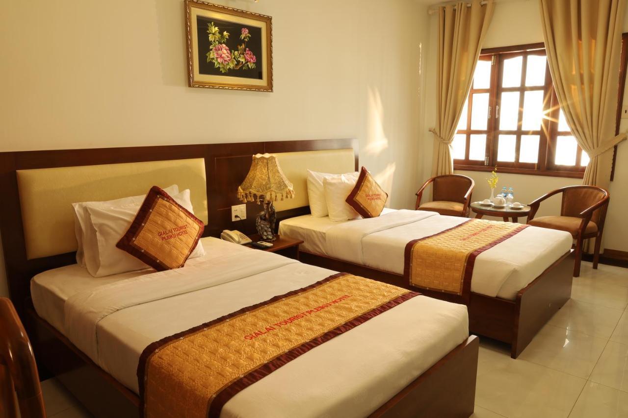 Pleiku Hotel Luaran gambar
