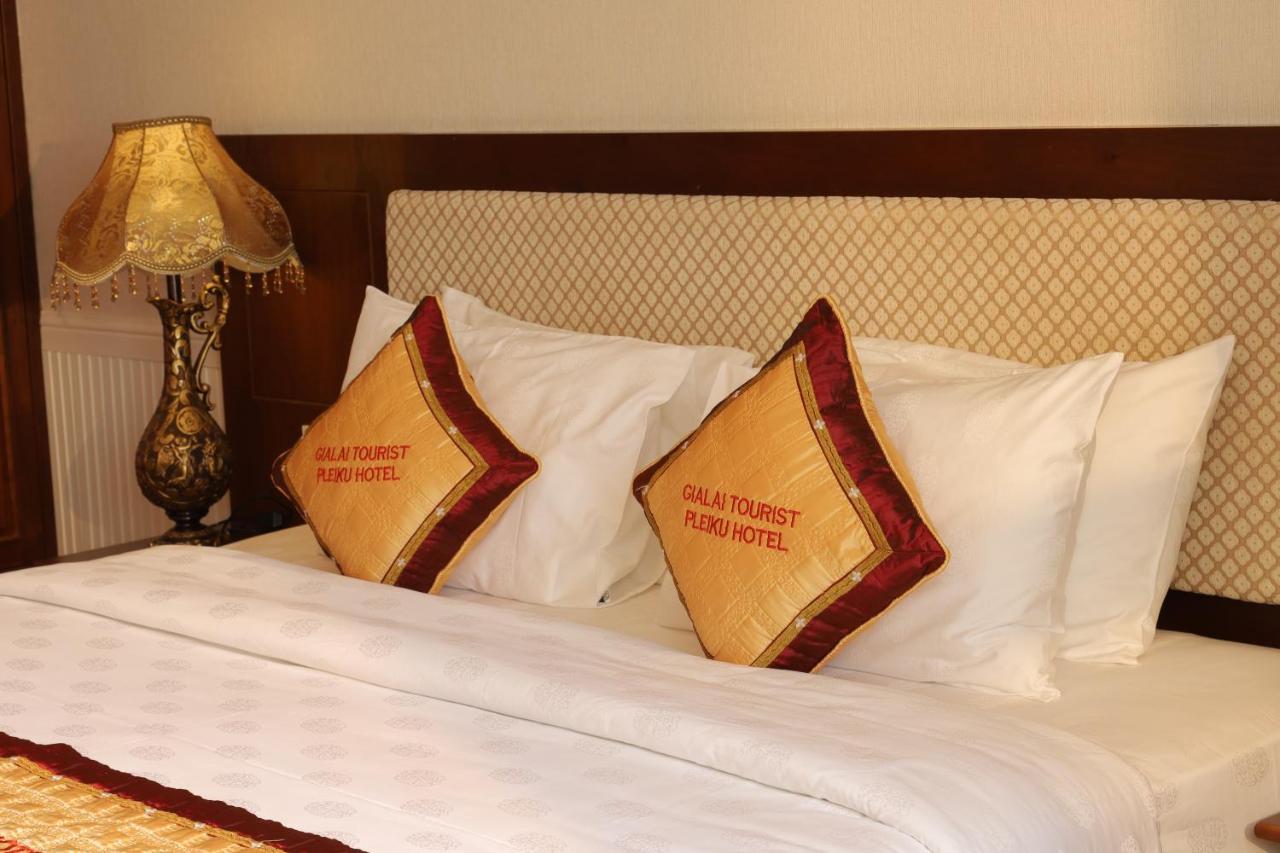 Pleiku Hotel Luaran gambar