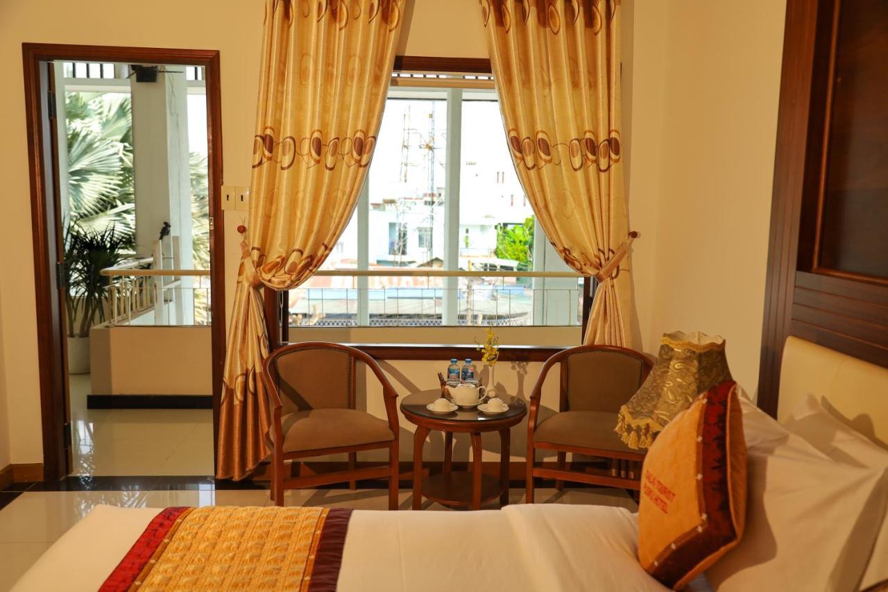 Pleiku Hotel Luaran gambar