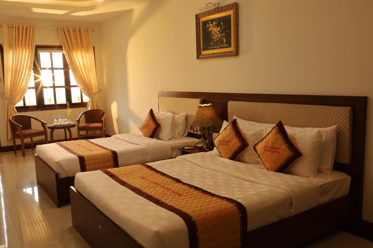 Pleiku Hotel Luaran gambar